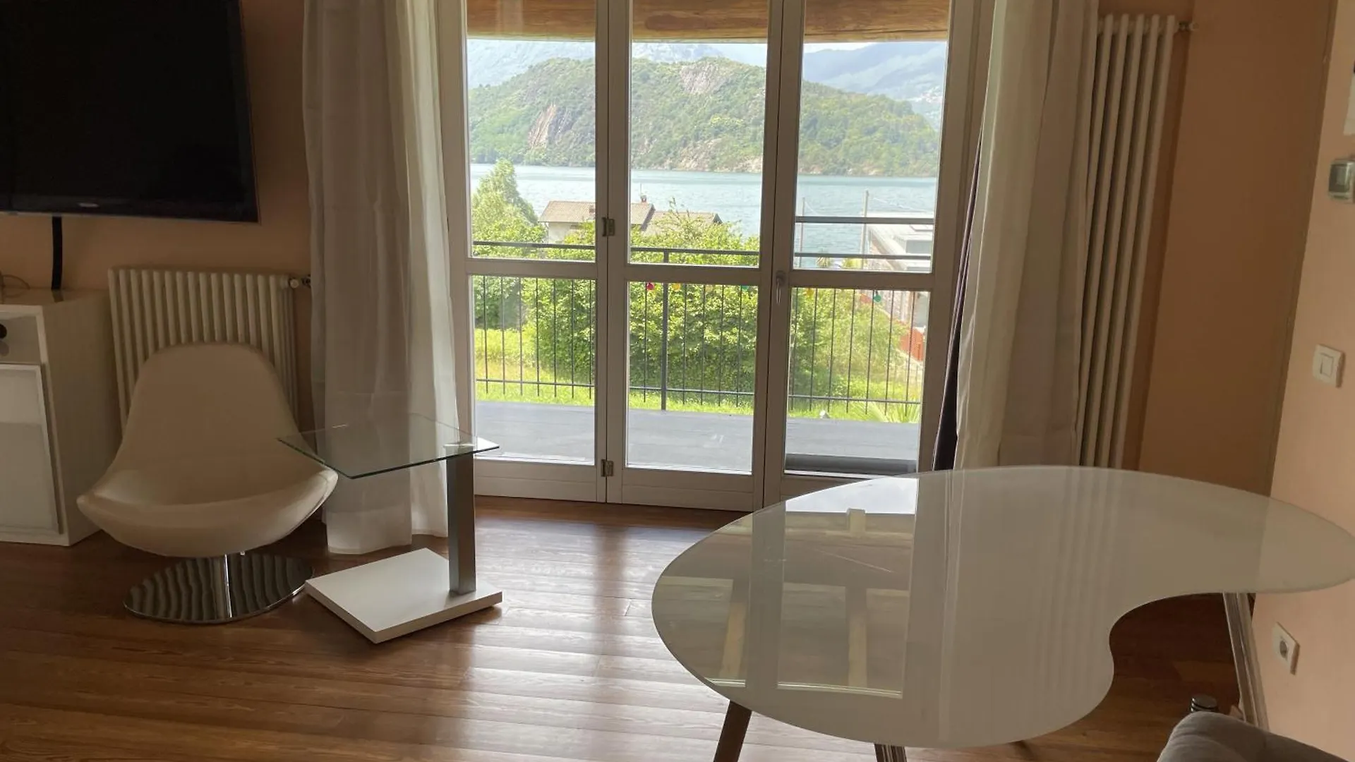 קוליקו Grosszuegiges Ferienhaus Mit Pool Fast Direkt Am See בית נופש