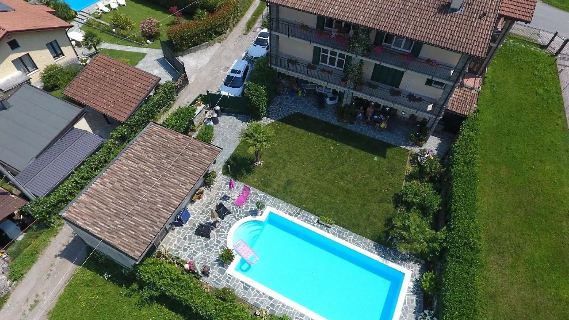 Holiday home Grosszuegiges Ferienhaus Mit Pool Fast Direkt Am See Colico