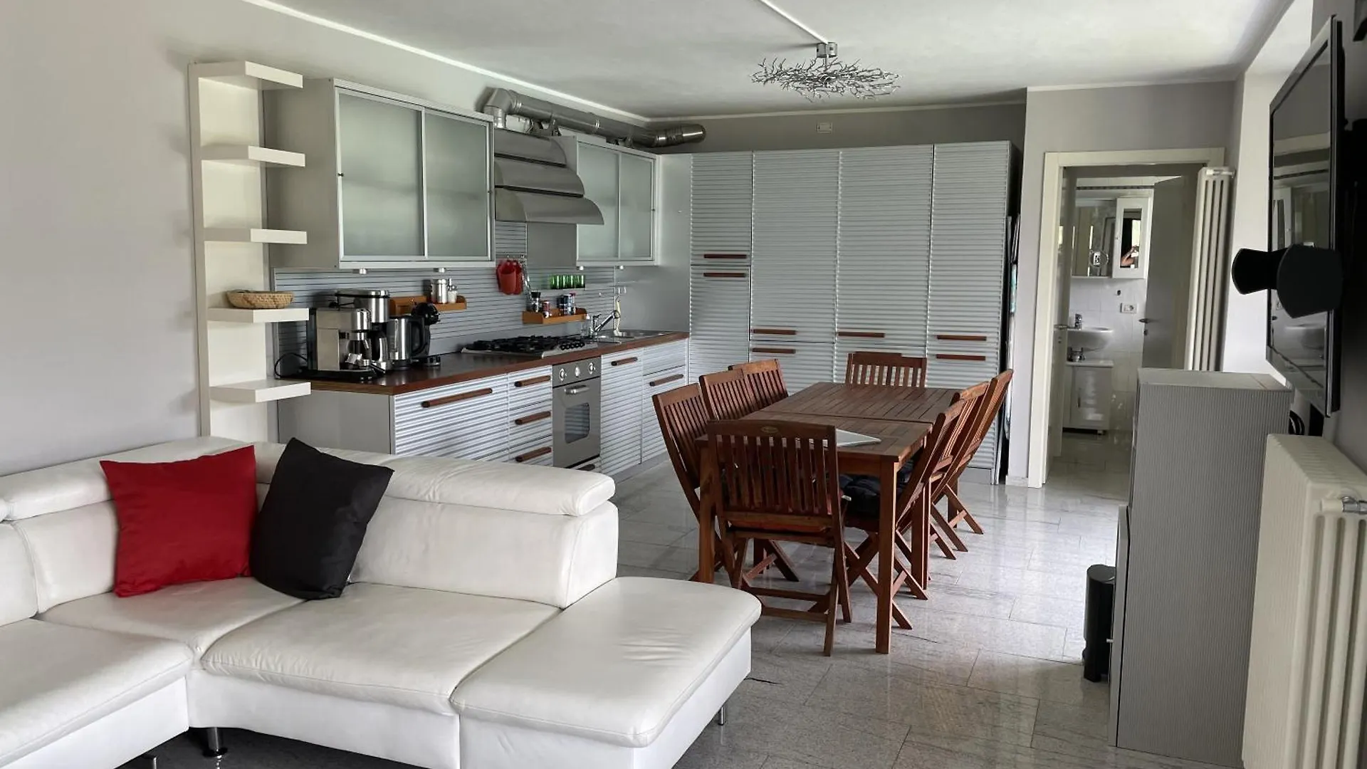 Holiday home Grosszuegiges Ferienhaus Mit Pool Fast Direkt Am See Colico Italy